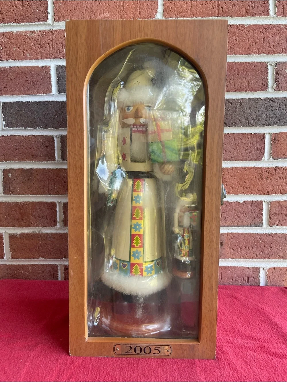 Vintage 2005 Wooden 14" White Santa Claus Nutcracker & Ornament Set With Case - Picture 6 of 8